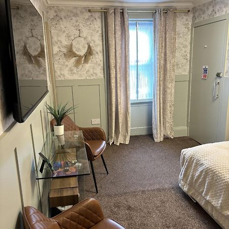 ניוטון סטיוארט The Blackhorse Accommodation מראה חיצוני תמונה