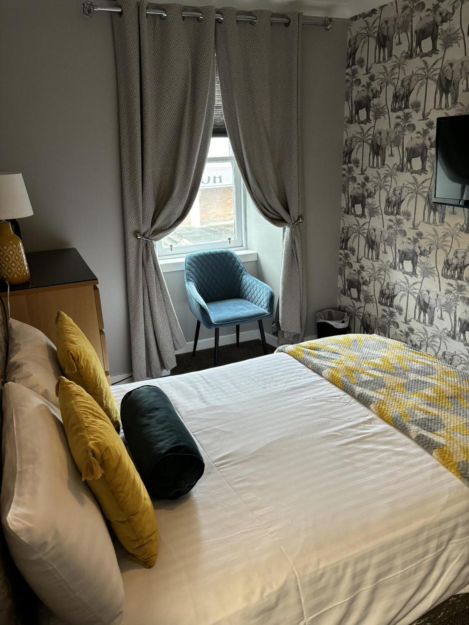 ניוטון סטיוארט The Blackhorse Accommodation מראה חיצוני תמונה