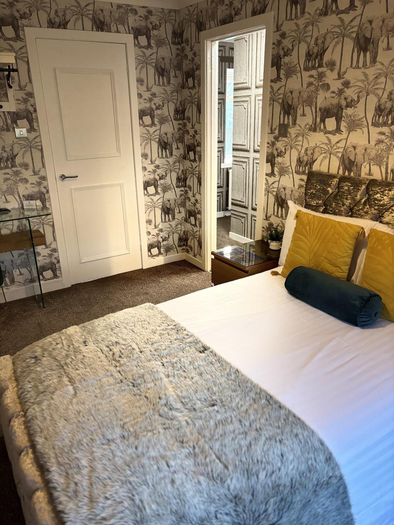 ניוטון סטיוארט The Blackhorse Accommodation חדר תמונה